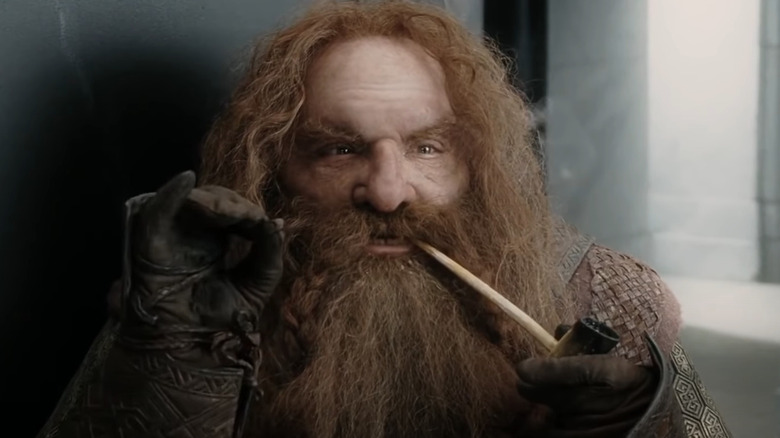 Gimli smoking a pipe in The Lord of the Rings: The Return of the King