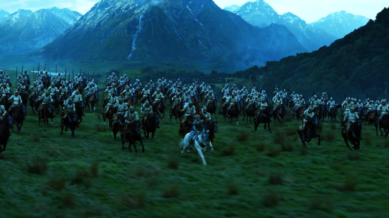 Galadriel and Númenoreans ride to battle Rings of Power