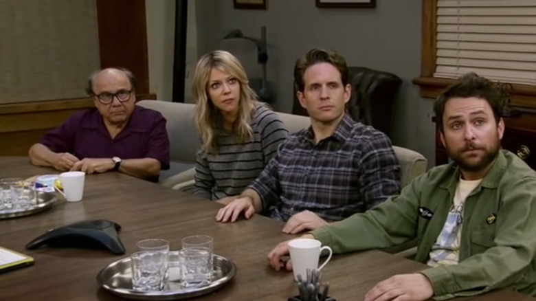 Always Sunny, Frank, Dee, Dennis, Charlie 