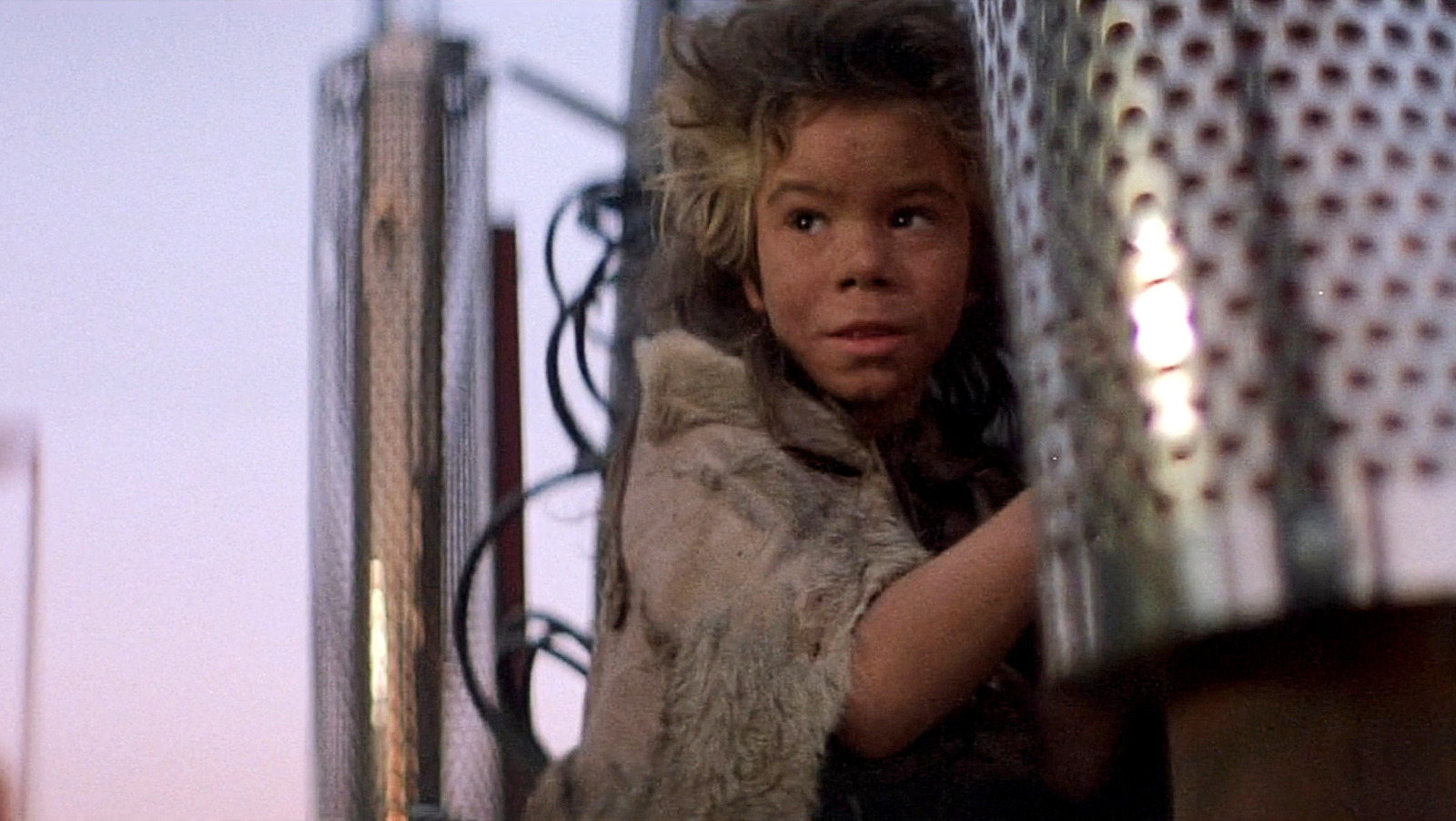 Mad Max: The Road Warrior's Wild Child Must Have Been Made To Act Terrified
