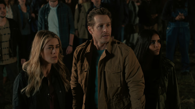 Melissa Roxburgh, Josh Dallas, and Parveen Kaur as Michaela, Ben, and Saanvi look concerned on Manifest