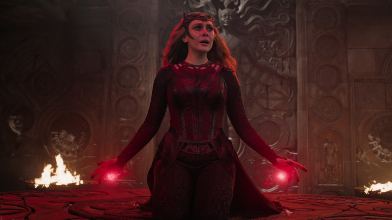 Elizabeth Olsen as Scarlet Witch getting ready to unleash her magic during the final battle in Doctor Strange in the Multiverse of Madness