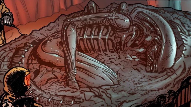 O Xenomorfo em seu casulo em Alien: Romulus #1