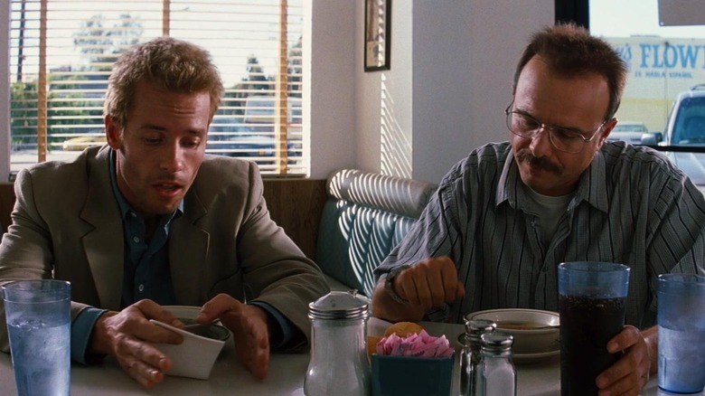 Guy Pearce Joe Pantoliano Memento