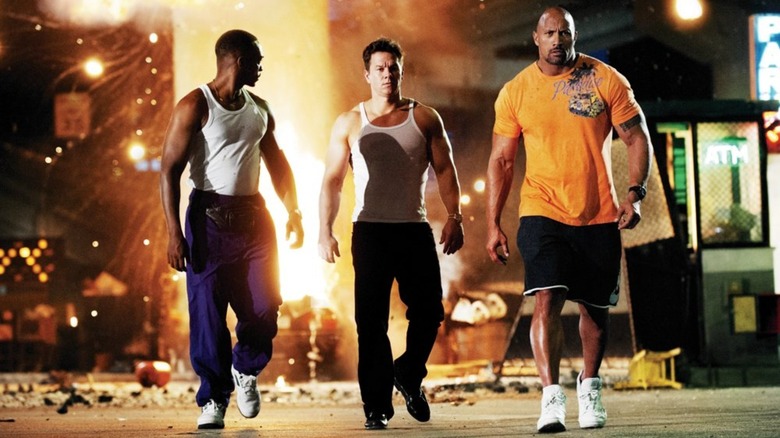 Anthony Mackie, Mark Wahlberg, and Dwayne Johnson in Pain & Gain