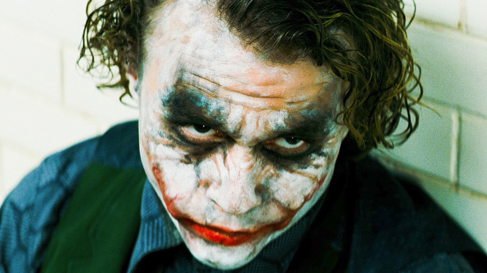 Michael Caines Only Confidence In The Dark Knight Came From Heath Ledgers Casting 