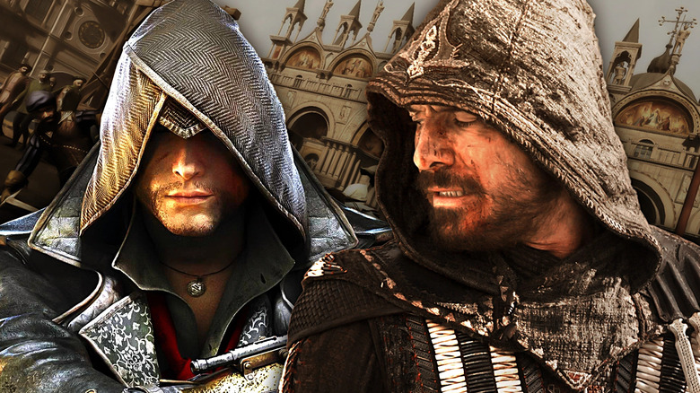 Michael Fassbender brande uma lança como Aguilar de Nerha em Assassin's Creed