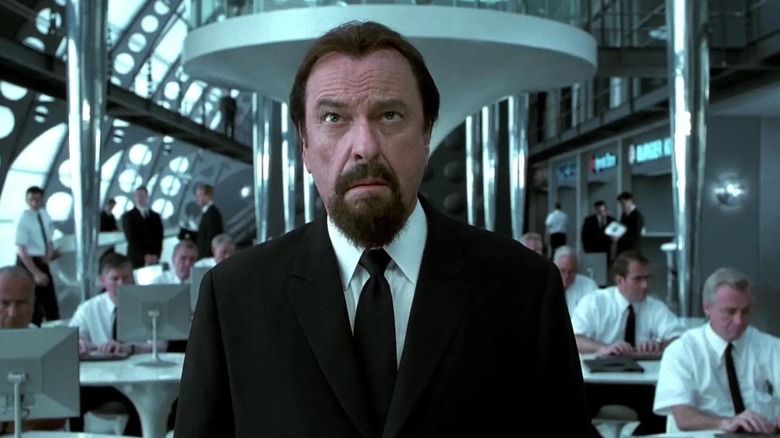 Rip Torn, Homens de Preto II