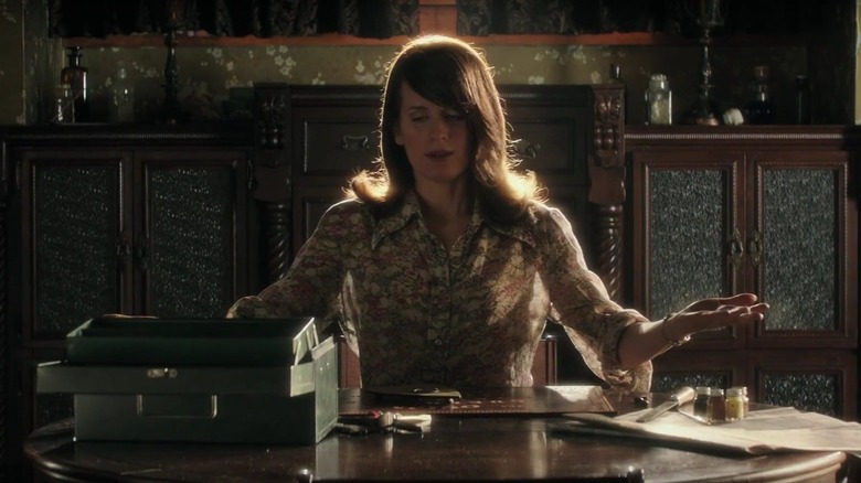 Elizabeth Reaser in Ouija: Origin of Evil