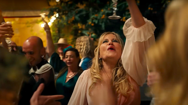 Jennifer Coolidge parties in season 2 of The White Lotus