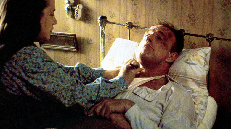 James Caan and Kathy Bates in Misery