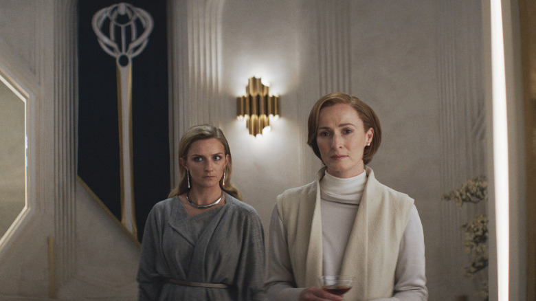 Vel and Mon Mothma in Andor