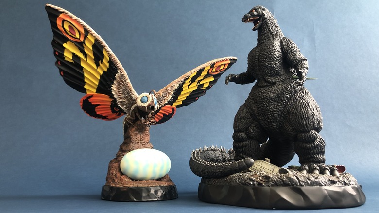 Mothra: Tokyo SOS Statue