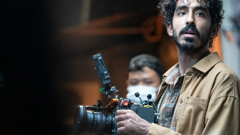 Dev Patel em Homem Macaco