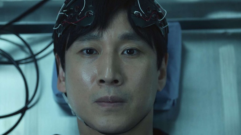 Lee Sun-kyun in "Dr. Brain"