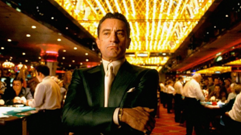 Casino Robert De Niro folds arms