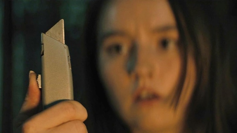 No One Will Save You, Kaitlyn Dever with boxcutter