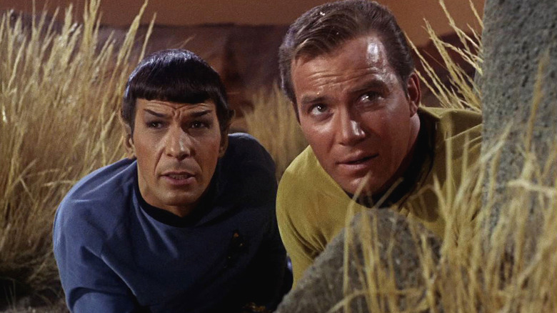 Star Trek TOS Leonard Nimoy como Spock William Shatner como Capitão Kirk