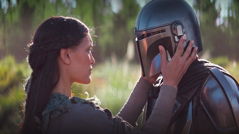 Din Djarin and Omera share a moment in The Mandalorian