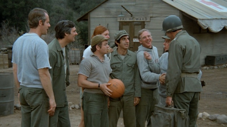 Mike Farrell, Alan Alda, Gary Burghoff, Jamie Farr, William Christopher, Harry Morgan, MASH