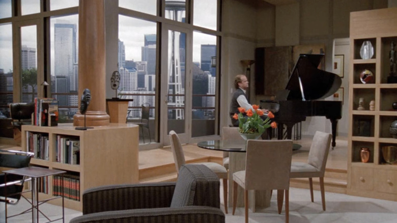 Frasier playing piano