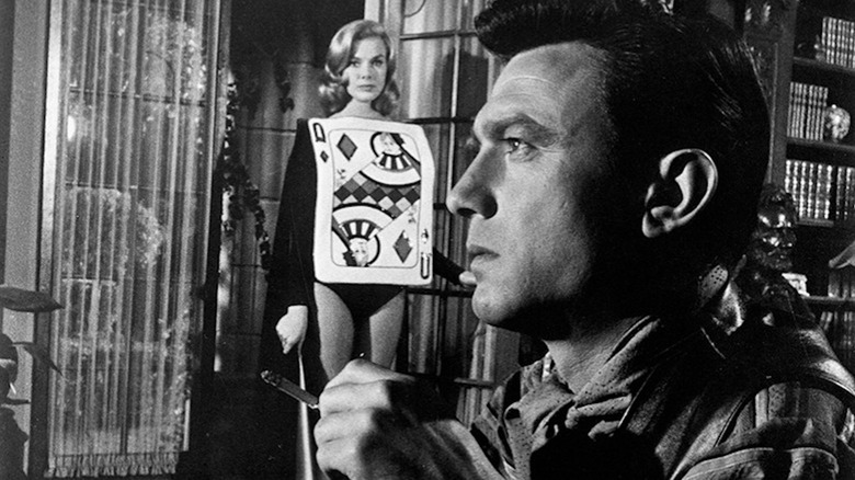 Lawrence Harvey as Reimand Show, caused by Leslie parish, which bears the Queen of Diamonds as Joselin Jordan in Manchurian candidate