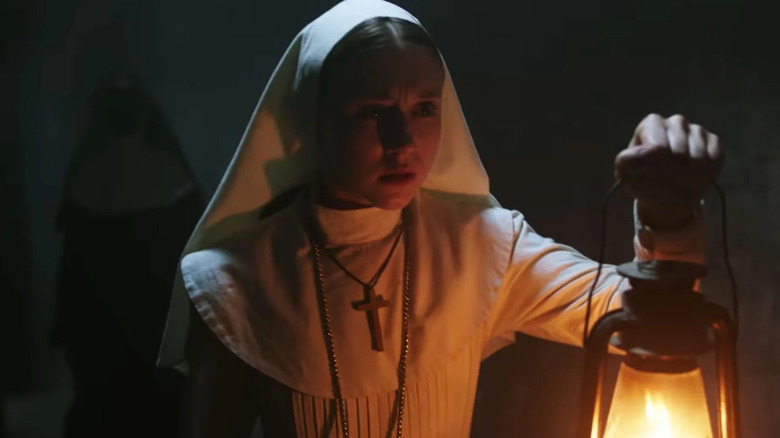 Taissa Farmiga Lantern The Nun