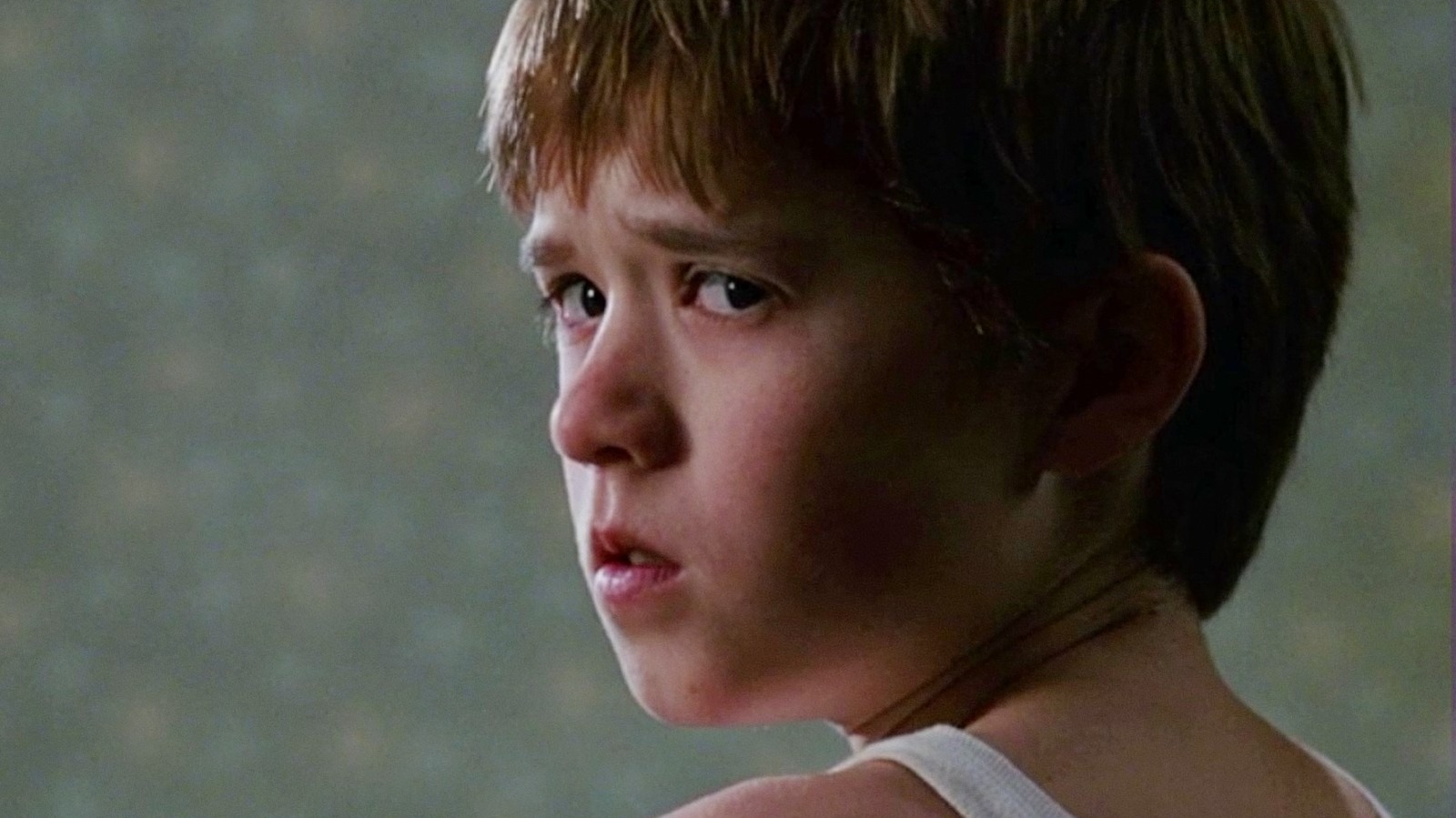 One Of The Scariest Scenes In The Sixth Sense Validates Kids' Fears