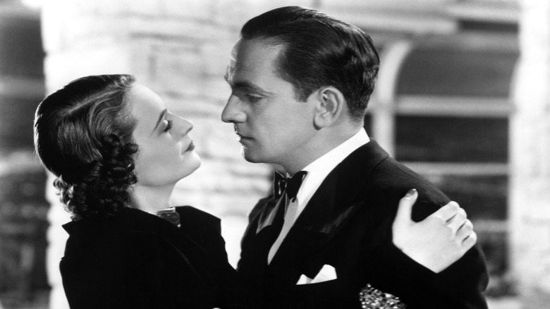 Esther (Janet Gaynor) and Norman (Fredric March) embracing in "A Star is Born"