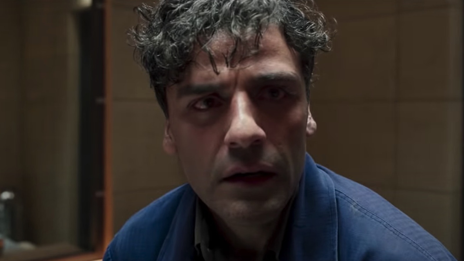 Oscar Isaac Is Having An Identity Crisis In The Latest Moon Knight Spot