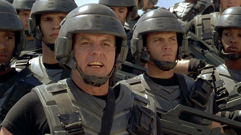 Micheal Ironside and Casper Van Dien in Starship Troopers