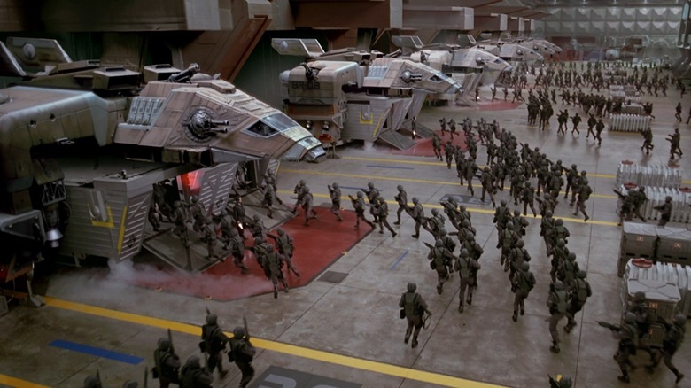 The dropships from Starship Troopers