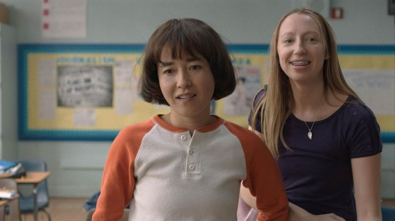 Maya Erskine and Anna Konkle in Pen15