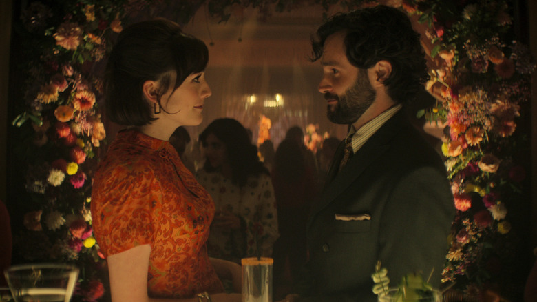 Penn Badgley and Charlotte Ritchie in You