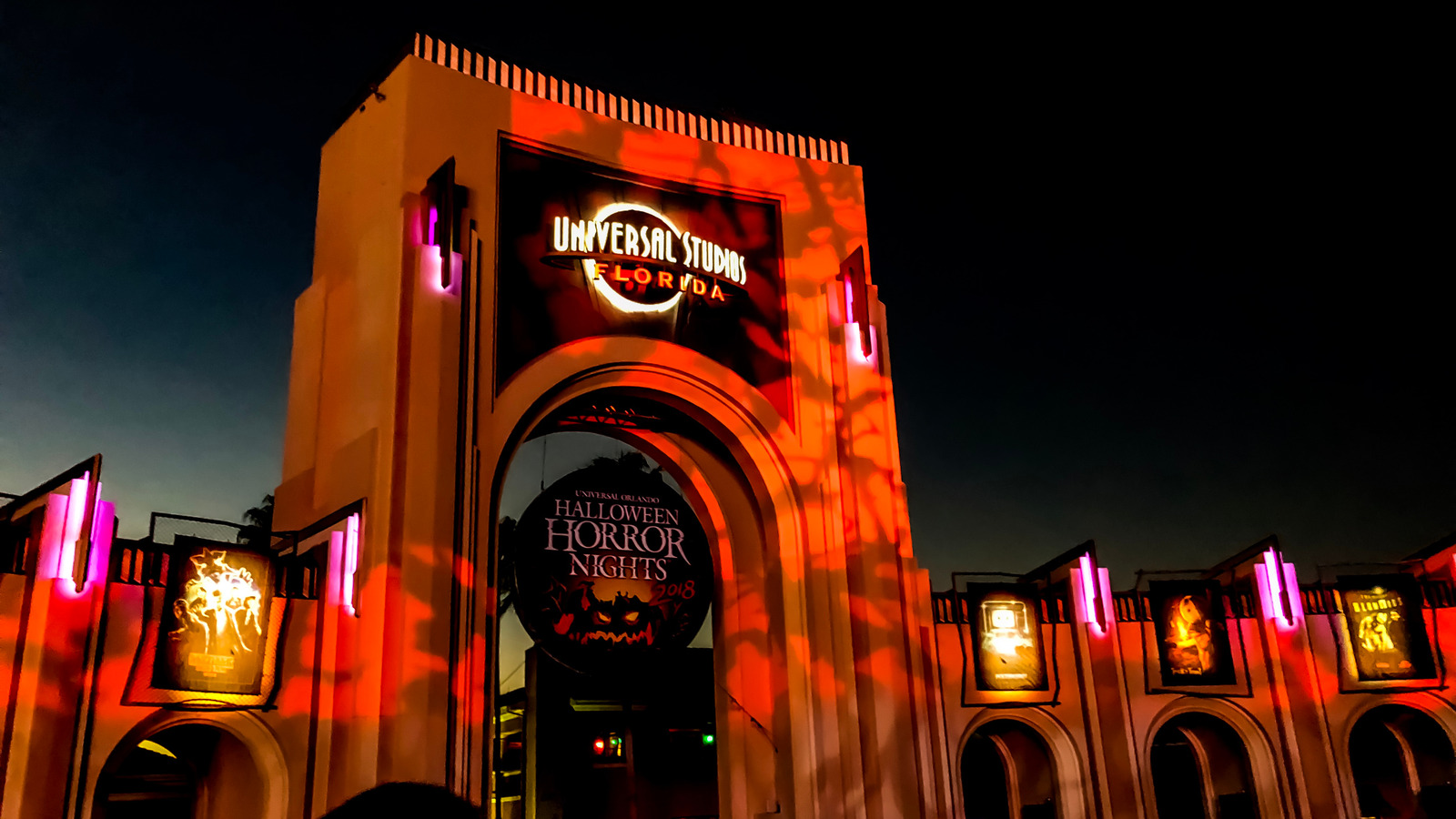 Permanent Universal Horror Experience Based On Halloween Horror Nights ...