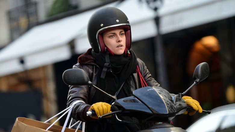 Kristen Stewart in Paris in Personal Shopper