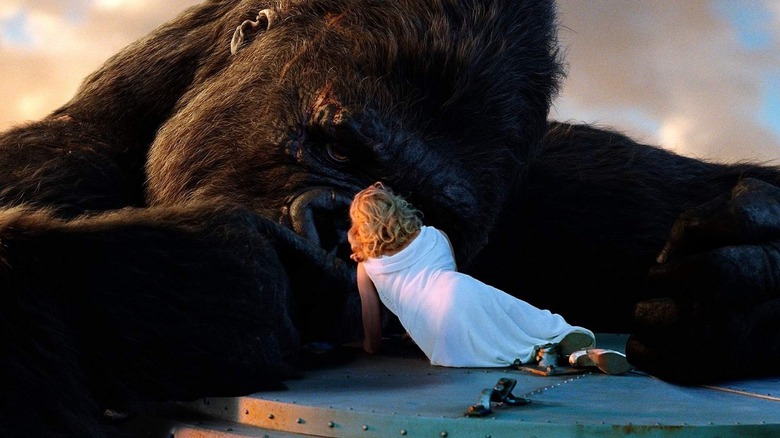 King Kong en lo alto del Empire State Building con Naomi Watts como Anne Darrow