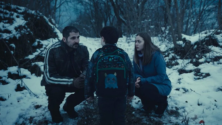 Marin Grigore, Mark Blenyesi, and Macrina Bârlădeanu in R.M.N. (2022)