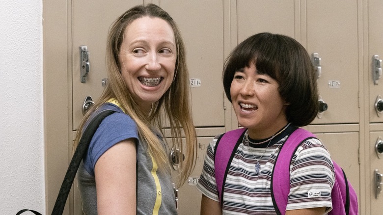 Anna Konkle and Maya Erskine in Pen15