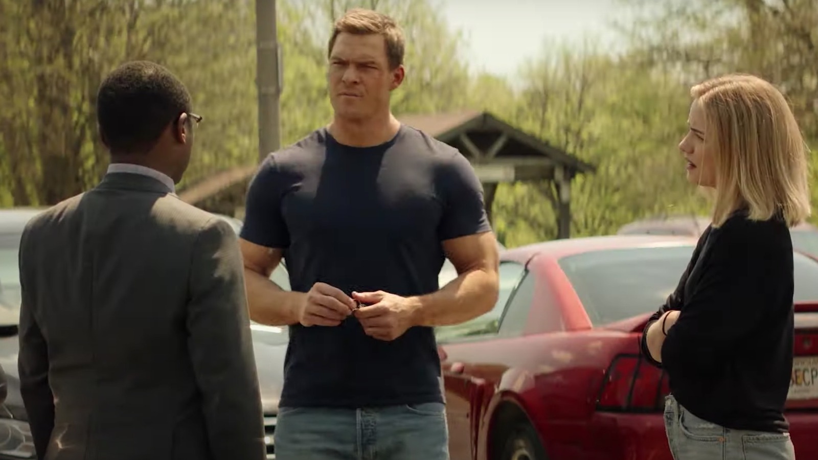 Reacher Trailer: Meet A Jack Reacher Who Is Much, Much Taller Than Tom  Cruise