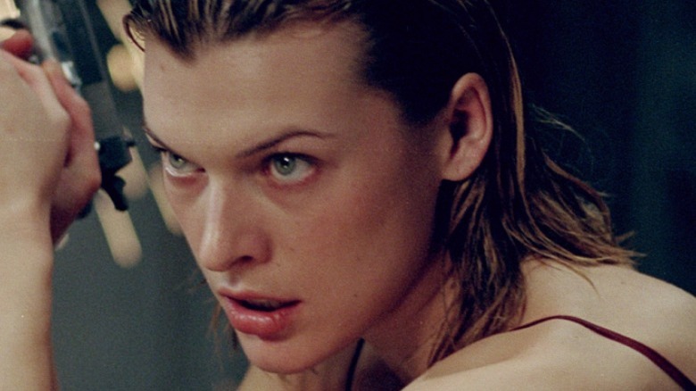 Alice (Milla Jovovich) in Resident Evil