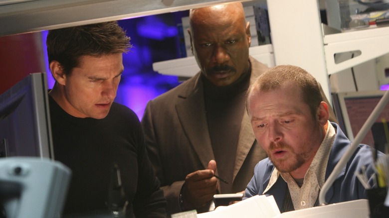 Tom Cruise, Simon Pegg and Ving Rhames in Mission Impossible III