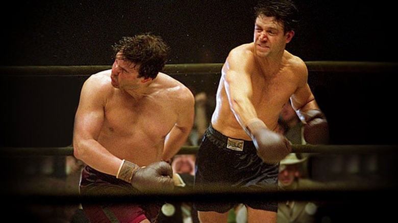 Russell Crowe boxing