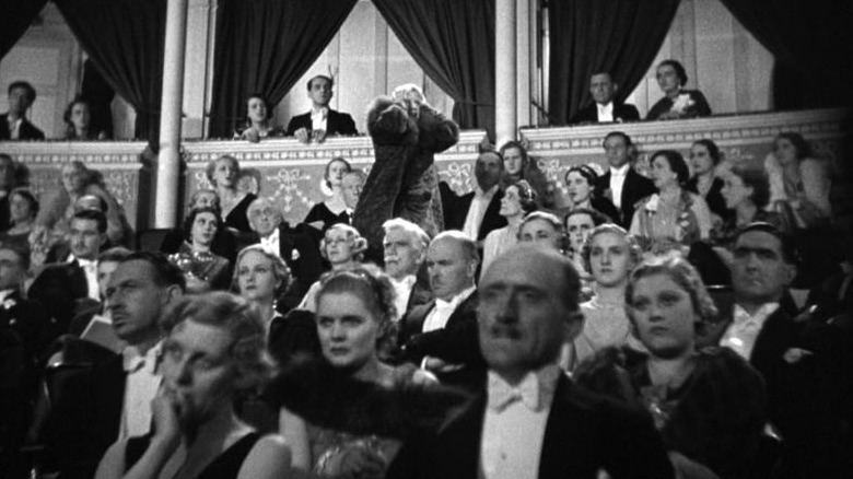 The opera crowd in The Man Who Knew Too Much
