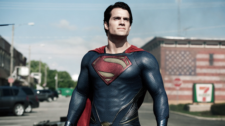 Henry Cavill as Superman doing battle in the streets in Man of Steel