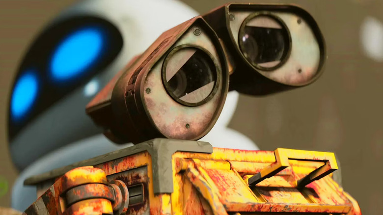 Wall-E with sad eyes in Wall-E