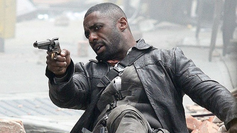 Idris Elba firing gun