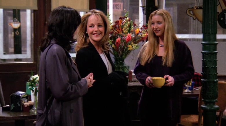 Helen Hunt as Jamie and Lisa Kudrow as Phoebe on Friends