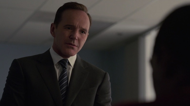 Agents of S.H.I.E.L.D. - Clark Gregg stars as Agent Phil Coulson