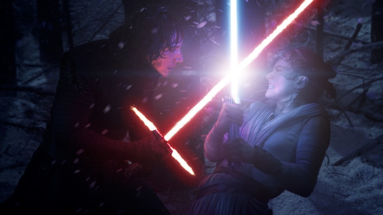 Force Awakens Rey and Kylo duel 